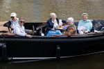 Amsterdam 17 september 2020
Ton en Hannie Veerkamp met hun zoon en vrienden aan het varen in de grachten van Amsterdam. Ze hebben een Maxima sloep