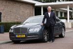 Amsterdam 27 augustus 2020
Harry Mens met zijn Bentley Flying Spur . De auto heeft een top snelheid van 320 km/per uur