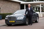 Amsterdam 27 augustus 2020
Harry Mens met zijn Bentley Flying Spur . De auto heeft een top snelheid van 320 km/per uur