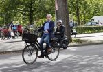 Amsterdam 12 september 2020
Huub Stapel op de fiets in Amsterdam zuid