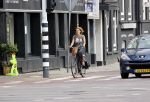 Amsterdam 19 augustus 2020
Ilse Warringa op de fiets in Amsterdam