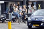 Amsterdam 19 augustus 2020
Ilse Warringa op de fiets in Amsterdam