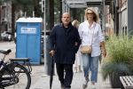 Amsterdam 22 augustus 2020
Jaap v Zweden met zijn vrouw Aaltje op straat in Amsterdam zuid