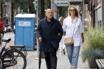 Amsterdam 22 augustus 2020
Jaap v Zweden met zijn vrouw Aaltje op straat in Amsterdam zuid