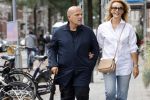 Amsterdam 22 augustus 2020
Jaap v Zweden met zijn vrouw Aaltje op straat in Amsterdam zuid