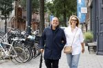 Amsterdam 22 augustus 2020
Jaap v Zweden met zijn vrouw Aaltje op straat in Amsterdam zuid