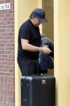 Alkmaar 15 augustus 2020
Marco Borsato arriveert bij zijn nieuwe appartement met kleding die hij bij zijn moeder heeft opgehaald. Hij heeft de afgelopen nacht voor het eerst in zijn nieuwe huis/appartement geslapen