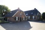Hengelo, 31 Juli 2020
Martien Meiland verhuist van zijn chateau naar een driedubbele boederij in het Gelderse Hengelo