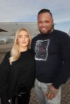Capelle aan de Ijssel 30 oktober 2018
Michael v d Plas , zijn vriendin Naomi Dijkstra  en Manager Jake Hampel shoppen bij de monster voordeel winkel  voor ieder kind verdient de sint .