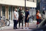 Amsterdam 20 augustus 2020
Opnames Mocro Maffia 3 in amsterdam met oa aanwezig Robert de Hoog Achmed Akkabi en Bobby Boermans .