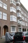 Amsterdam 26 augustus 2020
In de straat waar Rick Niemann en Sacha de Boer wonen hebben 2 schietpartijen plaats gevonden binnen 24 uur. De politie is aanwezig