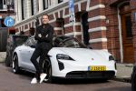 Amsterdam 4 september 2020
Robert Doornbos met zijn Porsche taycan Turbo . Deze porsche is volledig electrisch