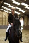 Wassenaar 15 september 2020
Rogier Smit heeft als verjaardagscadeau een rit op een paard gekregen . Het is bij manege de Friezen Hendrikse