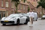 Amsterdam 26 augustus 2020
Rolf Sanchez met zijn porsche 911