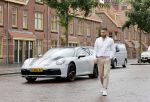 Amsterdam 26 augustus 2020
Rolf Sanchez met zijn porsche 911