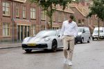 Amsterdam 26 augustus 2020
Rolf Sanchez met zijn porsche 911