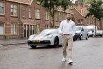 Amsterdam 26 augustus 2020
Rolf Sanchez met zijn porsche 911