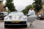 Amsterdam 26 augustus 2020
Rolf Sanchez met zijn porsche 911