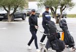 Badhoevedorp 3 september 2020
Golfwedstrijd Makelaars kantoor Bart ter Haar met oa Ruud Gullit , Karin de Rooij Martijn Krabbe en Winston Gerschtanowitz. Ze spelen op golfbaan de international.