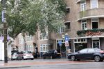 Amsterdam 26 augustus 2020
In de straat waar Rick Niemann en Sacha de Boer wonen hebben 2 schietpartijen plaats gevonden binnen 24 uur. De politie is aanwezig