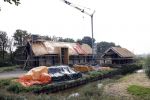 Amstelbveen 15 en 16 augustus 2020
De nieuwe villa / huis van Sven Kramer en Naomi v As in aanbouw aan de Amstel.