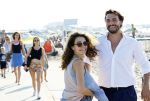 Scheveningen 15 september 2020
Thierry Baudet met zijn verloofde/vriendin Davide Heijmans op het strand bij Scheveningen.