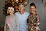 Amsterdam 14 september 2020
Presentatie frisdrank en reep van Fajah Lourens die bij alle jumbo supermarkten verkocht gaat worden .
Victoria Koblenko met Fajah en Winston Post