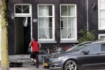 Amsterdam 17 augustus 2020
Het huis van Youp v t Hek en zijn vrouw Debbie Petter wordt verbouwd