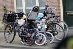 Amsterdam 13-14 en 15 augustus 2021
Art Rooijakkers op de fiets en zijn huis op de wallen