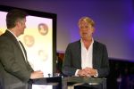 Amsterdam 26 augustus 2021
Presentatie magazine van het DeLaMar theater . Joop v d Ende geeft toespraak . Simone Kleinsma kreeg het eerste exemplaar. Andreas Fleischmann
