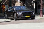Amsterdam 14 augustus 2021
Annemarie v gaal met haar man in hun nieuwe Bentley cabrio in Amsterdam zuid