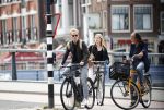 Amsterdam 13-14 en 15 augustus 2021
Art Rooijakkers op de fiets en zijn huis op de wallen