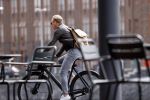 Amsterdam 13-14 en 15 augustus 2021
Art Rooijakkers op de fiets en zijn huis op de wallen