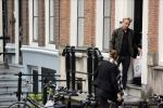 Amsterdam 29 augustus 2021
Art Rooijakkers en zijn ex Andrea Pleijte en hun dochters bij het huis van Art . Ze zijn met een boot gaan varen door de grachten van Amsterdam.