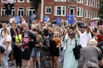 Amsterdam 21 augustus 2021
Demonstratie Mute us in amsterdam . Er zijn meerdere djs aanwezig zoals Sunnery James Ryan Marciano Ronald Molendijk Fred v Leer Sidney Brandeis en Menno Kohler.
