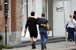 Amstetdam 25 augustus 2021
Dotan met zijn partner / vriend Grant Boone op de PC hooftstraat