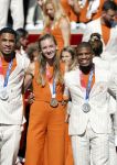 Den Haag 10 augustus 2021
Koning Willem Alexander en Koningin Maxima ontvangen op paleis noordeinde alle medaillewinnaars van de Olympische spelen in Tokyo. oa Sifan Hassan Harrie Lavreysen  Kiran Badloe Annemiek v d Vleuten Niek Kimmann Shanne Braspennincx Abdi Nageeye Jeffrey Hoogland Gabriella Schloesser Steve Wijler Arno Kamminga Sharon v Rouwendaal Tom Dumoulin Anouk Vetter Femke Bol Nouchka Fontijn Merel Smulders Sanne v Dijke Maikel v d Vleuten Kirsten Wild Annemiek Bekkering Annette Duetz Emma Oosterwegel Marit Bouwmeester Anna v d Breggen Roy v d Berg , heren 4 roeien , dames 2 roeien, heren 4x 400m  en het nederlands dames hockeyteam .Ook chef de Mission Pieter v d Hoogenband is er natuurlijk bij .