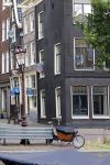 Amsterdam 16 augustus 2021
Frank sanders heeft al een paar appartementen verkochten en er staan er nog een paar te koop