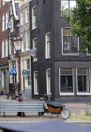 Amsterdam 16 augustus 2021
Frank sanders heeft al een paar appartementen verkochten en er staan er nog een paar te koop