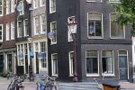 Amsterdam 16 augustus 2021
Frank sanders heeft al een paar appartementen verkochten en er staan er nog een paar te koop