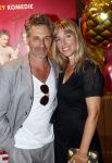 Utrecht 17 augustus 2021
Premiere Niks vreemds aan in Pathe Leidse Rijn. Frederik Brom en zijn vrouw Nienke Romer