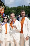 Den Haag 10 augustus 2021
De olympische sporters die een medaille hebben gewonnen op de olympische spelen van Tokyo worden geeerd door oa Mark Rutte en Minister Stef Blok. De huldiging vint plaats in het sportcentrum in het zuiderpark.
Aanwezig oa  Sifan Hassan Harrie Lavreysen  Kiran Badloe Annemiek v d Vleuten Niek Kimmann Shanne Braspennincx Abdi Nageeye Jeffrey Hoogland Gabriella Schloesser Steve Wijler Arno Kamminga Sharon v Rouwendaal Tom Dumoulin Anouk Vetter Femke Bol Nouchka Fontijn Merel Smulders Sanne v Dijke Maikel v d Vleuten Kirsten Wild Annemiek Bekkering Annette Duetz Emma Oosterwegel Marit Bouwmeester Anna v d Breggen Roy v d Berg , heren 4 roeien , dames 2 roeien, heren 4x 400m  en het nederlands dames hockeyteam .Ook chef de Mission Pieter v d Hoogenband is er natuurlijk bij .