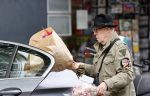 Amsterdam 9 augustus 2021
Hans v Manen heeft bloemen gekocht op de Beethovenstraat