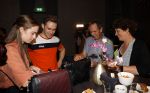 Schiphol 9 augustus 2021
Harrie Lavreijsen wordt verwelkomt door zijn ouders zus en vriendin Noor Leijten bij aankomst op schiphol.