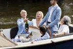 Amsterdam 21 augustus 2021
Jaap Jongbloes is getrouwd met zijn vriendin Inge Baken .
Inge werd door haar vader weg gegeven. Ze gingen met een boot de grachten van Amsterdam op.