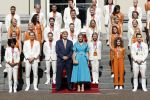 Den Haag 10 augustus 2021
Koning Willem Alexander en Koningin Maxima ontvangen op paleis noordeinde alle medaillewinnaars van de Olympische spelen in Tokyo. oa Sifan Hassan Harrie Lavreysen  Kiran Badloe Annemiek v d Vleuten Niek Kimmann Shanne Braspennincx Abdi Nageeye Jeffrey Hoogland Gabriella Schloesser Steve Wijler Arno Kamminga Sharon v Rouwendaal Tom Dumoulin Anouk Vetter Femke Bol Nouchka Fontijn Merel Smulders Sanne v Dijke Maikel v d Vleuten Kirsten Wild Annemiek Bekkering Annette Duetz Emma Oosterwegel Marit Bouwmeester Anna v d Breggen Roy v d Berg , heren 4 roeien , dames 2 roeien, heren 4x 400m  en het nederlands dames hockeyteam .Ook chef de Mission Pieter v d Hoogenband is er natuurlijk bij .
