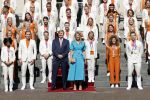 Den Haag 10 augustus 2021
Koning Willem Alexander en Koningin Maxima ontvangen op paleis noordeinde alle medaillewinnaars van de Olympische spelen in Tokyo. oa Sifan Hassan Harrie Lavreysen  Kiran Badloe Annemiek v d Vleuten Niek Kimmann Shanne Braspennincx Abdi Nageeye Jeffrey Hoogland Gabriella Schloesser Steve Wijler Arno Kamminga Sharon v Rouwendaal Tom Dumoulin Anouk Vetter Femke Bol Nouchka Fontijn Merel Smulders Sanne v Dijke Maikel v d Vleuten Kirsten Wild Annemiek Bekkering Annette Duetz Emma Oosterwegel Marit Bouwmeester Anna v d Breggen Roy v d Berg , heren 4 roeien , dames 2 roeien, heren 4x 400m  en het nederlands dames hockeyteam .Ook chef de Mission Pieter v d Hoogenband is er natuurlijk bij .