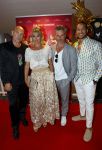 Utrecht 17 augustus 2021
Premiere Niks vreemds aan in Pathe Leidse Rijn.
cast met Loek Peters Peggy Vrijens Frederik Brom en Juvat Westendorp