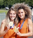 Den Haag 10 augustus 2021
De olympische sporters die een medaille hebben gewonnen op de olympische spelen van Tokyo worden geeerd door oa Mark Rutte en Minister Stef Blok. De huldiging vint plaats in het sportcentrum in het zuiderpark.
Aanwezig oa  Sifan Hassan Harrie Lavreysen  Kiran Badloe Annemiek v d Vleuten Niek Kimmann Shanne Braspennincx Abdi Nageeye Jeffrey Hoogland Gabriella Schloesser Steve Wijler Arno Kamminga Sharon v Rouwendaal Tom Dumoulin Anouk Vetter Femke Bol Nouchka Fontijn Merel Smulders Sanne v Dijke Maikel v d Vleuten Kirsten Wild Annemiek Bekkering Annette Duetz Emma Oosterwegel Marit Bouwmeester Anna v d Breggen Roy v d Berg , heren 4 roeien , dames 2 roeien, heren 4x 400m  en het nederlands dames hockeyteam .Ook chef de Mission Pieter v d Hoogenband is er natuurlijk bij . Maria Verschoor en Xan de Waard