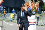 Den Haag 10 augustus 2021
De olympische sporters die een medaille hebben gewonnen op de olympische spelen van Tokyo worden geeerd door oa Mark Rutte en Minister Stef Blok. De huldiging vint plaats in het sportcentrum in het zuiderpark.
Aanwezig oa  Sifan Hassan Harrie Lavreysen  Kiran Badloe Annemiek v d Vleuten Niek Kimmann Shanne Braspennincx Abdi Nageeye Jeffrey Hoogland Gabriella Schloesser Steve Wijler Arno Kamminga Sharon v Rouwendaal Tom Dumoulin Anouk Vetter Femke Bol Nouchka Fontijn Merel Smulders Sanne v Dijke Maikel v d Vleuten Kirsten Wild Annemiek Bekkering Annette Duetz Emma Oosterwegel Marit Bouwmeester Anna v d Breggen Roy v d Berg , heren 4 roeien , dames 2 roeien, heren 4x 400m  en het nederlands dames hockeyteam .Ook chef de Mission Pieter v d Hoogenband is er natuurlijk bij .
